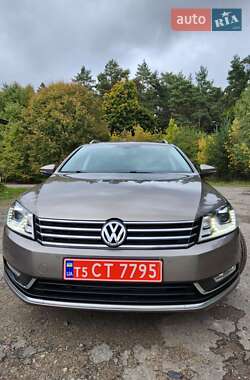Універсал Volkswagen Passat 2011 в Бродах