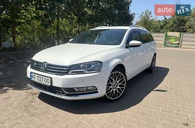 Универсал Volkswagen Passat 2011 в 