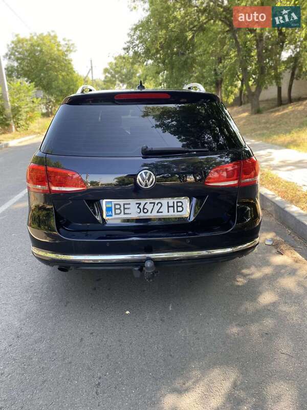 Універсал Volkswagen Passat 2011 в Вознесенську
