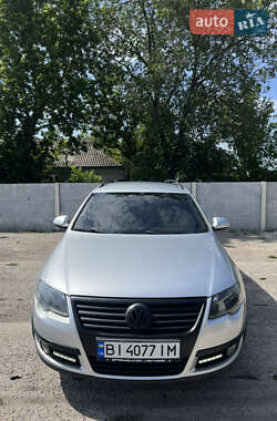 Универсал Volkswagen Passat 2005 в Семеновке