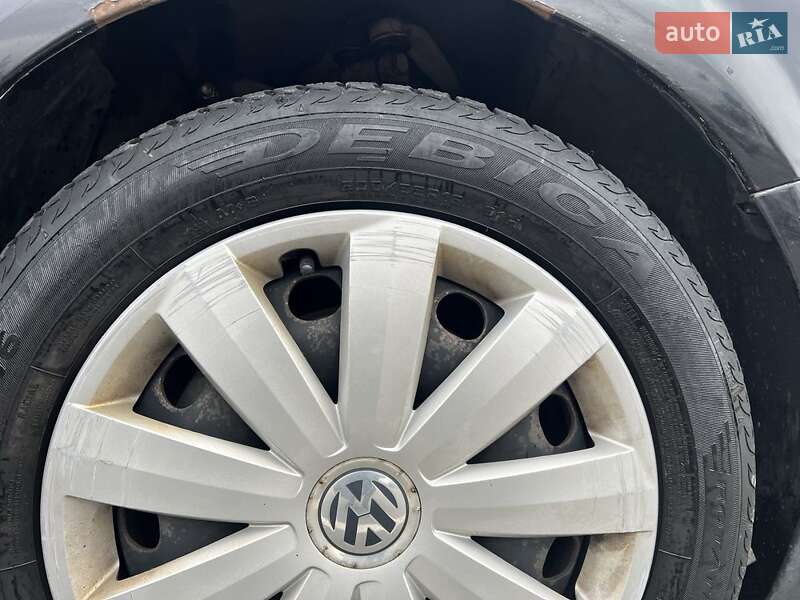 Універсал Volkswagen Passat 1999 в Києві