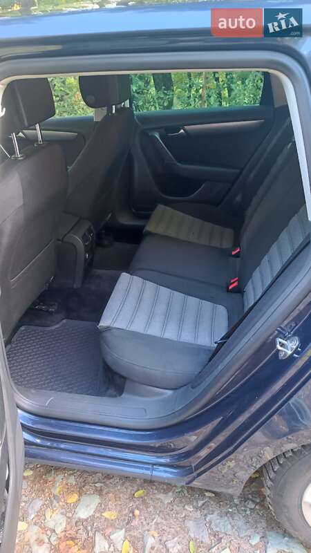 Універсал Volkswagen Passat 2013 в Києві фото 17 Універсал Volkswagen Passat 2013 в Києві