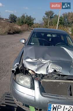 Седан Volkswagen Passat 2004 в 