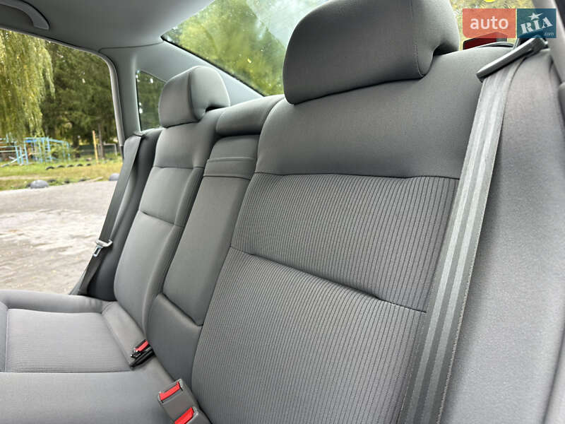 Седан Volkswagen Passat 2002 в Тернополе