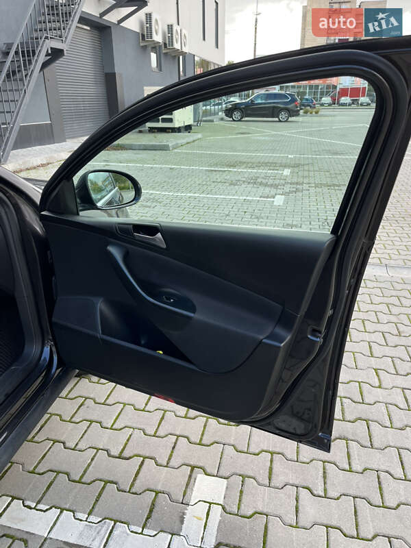 Універсал Volkswagen Passat 2010 в Хмельницькому