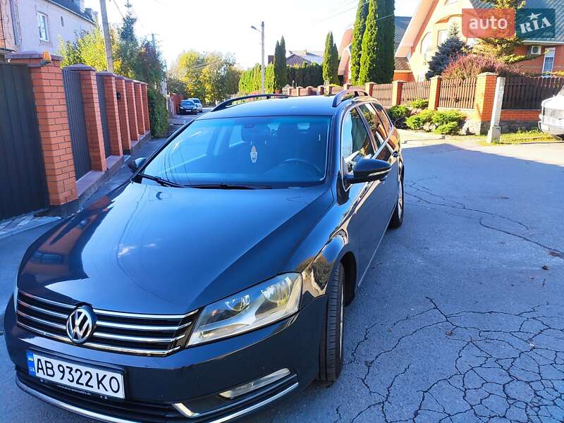 Універсал Volkswagen Passat 2011 в Вінниці