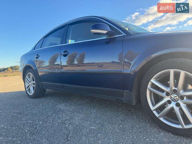Седан Volkswagen Passat 2004 в Александровке фото 9 Седан Volkswagen Passat 2004 в Александровке