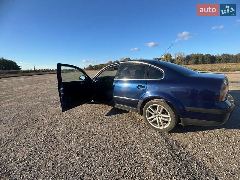 Седан Volkswagen Passat 2004 в Александровке фото 18 Седан Volkswagen Passat 2004 в Александровке