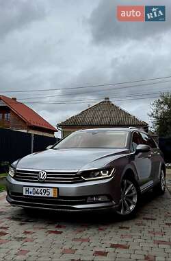 Универсал Volkswagen Passat 2017 в Сваляве