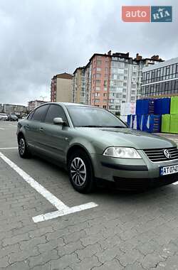 Седан Volkswagen Passat 2001 в Івано-Франківську