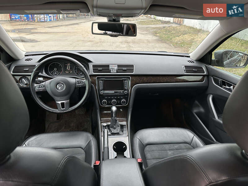 Седан Volkswagen Passat 2014 в Вінниці