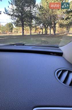 Седан Volkswagen Passat 2012 в 