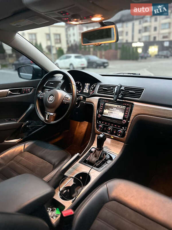 Седан Volkswagen Passat 2014 в Ровно фото 27 Седан Volkswagen Passat 2014 в Ровно