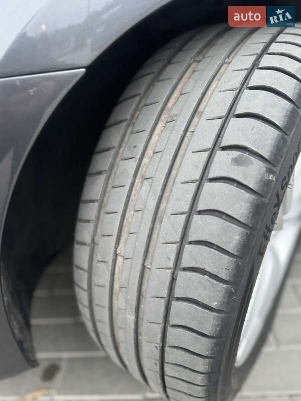 Седан Volkswagen Passat 2014 в Ровно фото 39 Седан Volkswagen Passat 2014 в Ровно