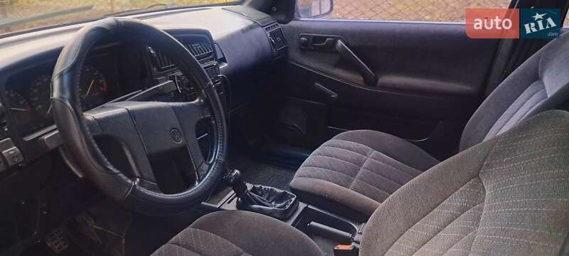 Седан Volkswagen Passat 1991 в Белой Церкви фото 9 Седан Volkswagen Passat 1991 в Белой Церкви
