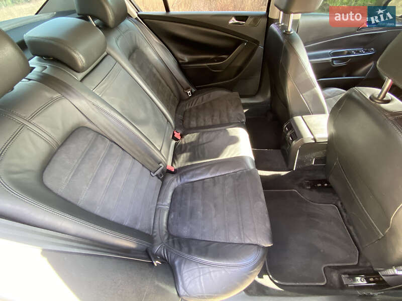 Седан Volkswagen Passat 2008 в Києві фото 34 Седан Volkswagen Passat 2008 в Києві