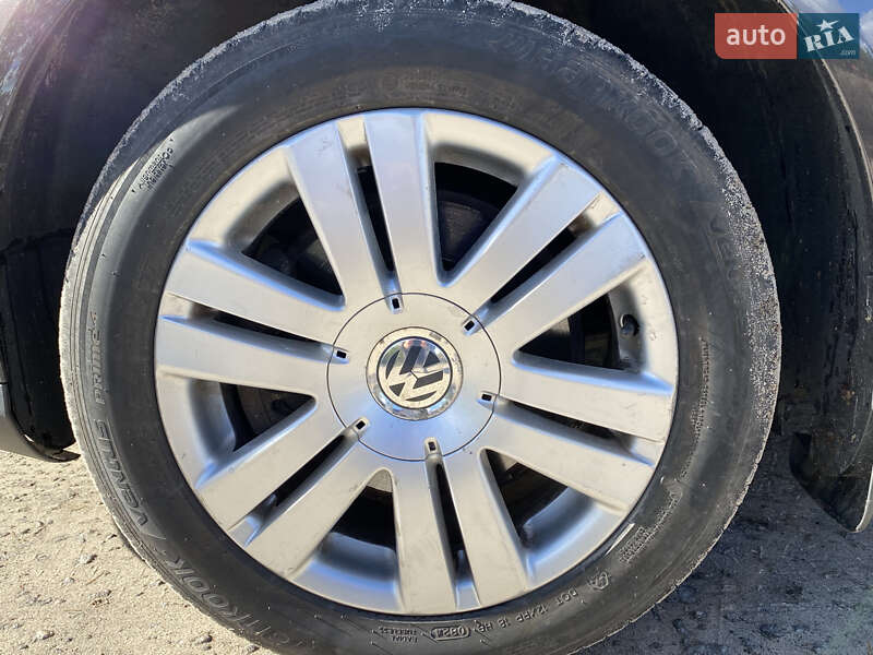Седан Volkswagen Passat 2008 в Києві фото 61 Седан Volkswagen Passat 2008 в Києві