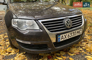Універсал Volkswagen Passat 2005 в Харкові