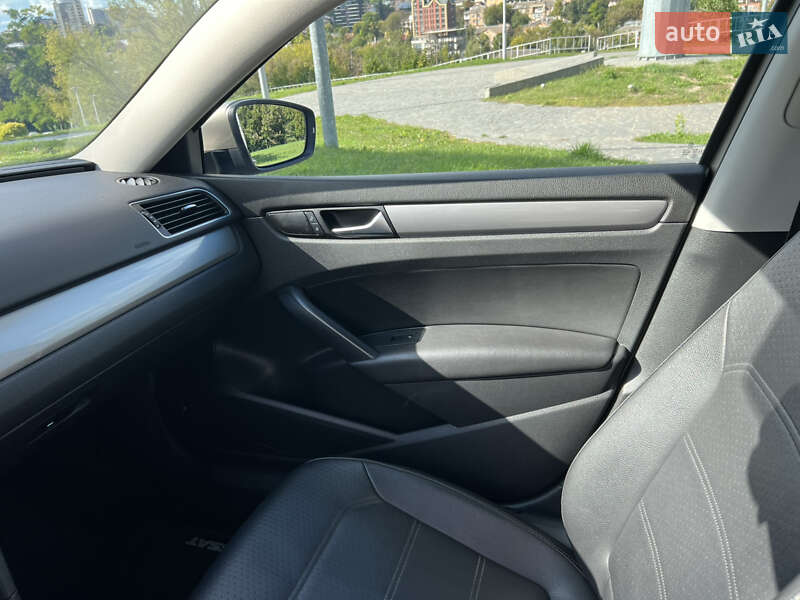 Седан Volkswagen Passat 2015 в Вінниці фото 59 Седан Volkswagen Passat 2015 в Вінниці