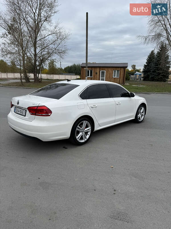 Седан Volkswagen Passat 2013 в Чернигове
