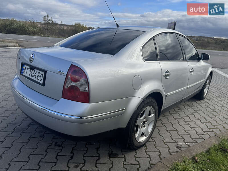 Седан Volkswagen Passat 2005 в Ивано-Франковске