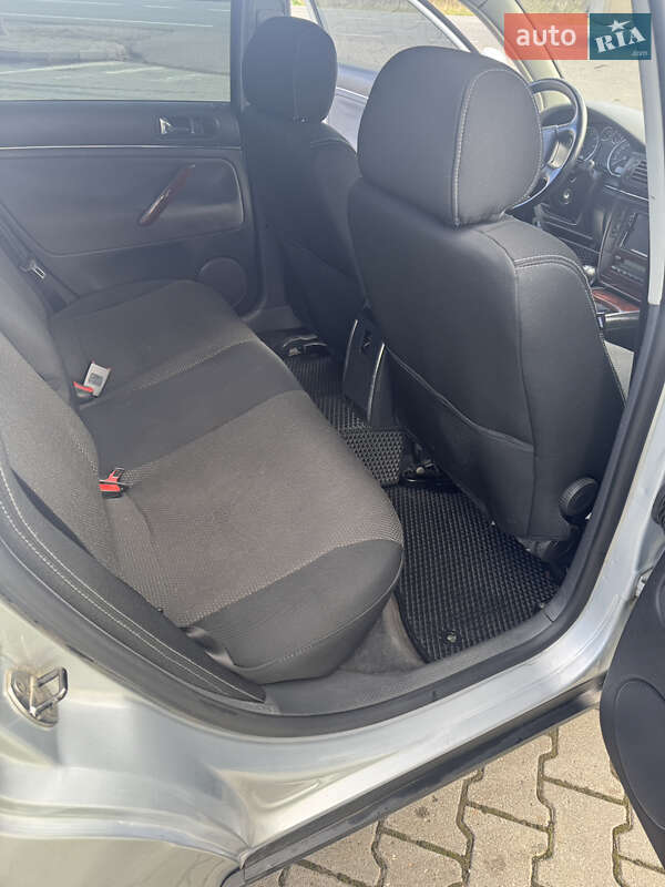 Седан Volkswagen Passat 2005 в Ивано-Франковске