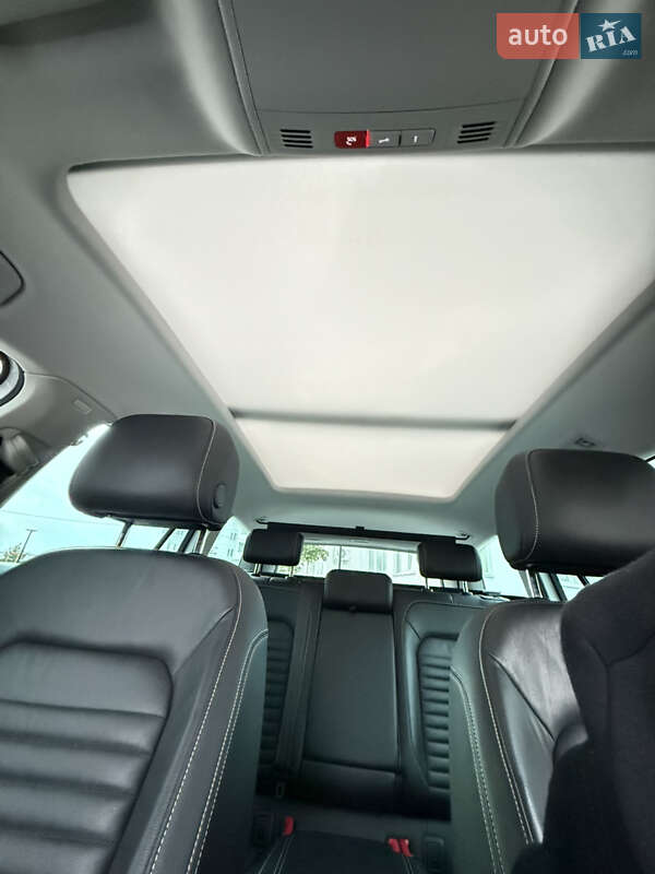 Универсал Volkswagen Passat 2022 в Вараше