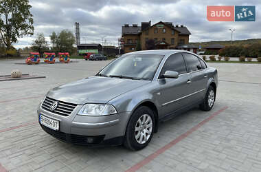 Седан Volkswagen Passat 2004 в Полтаві