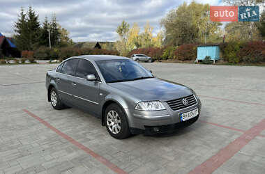 Седан Volkswagen Passat 2004 в 