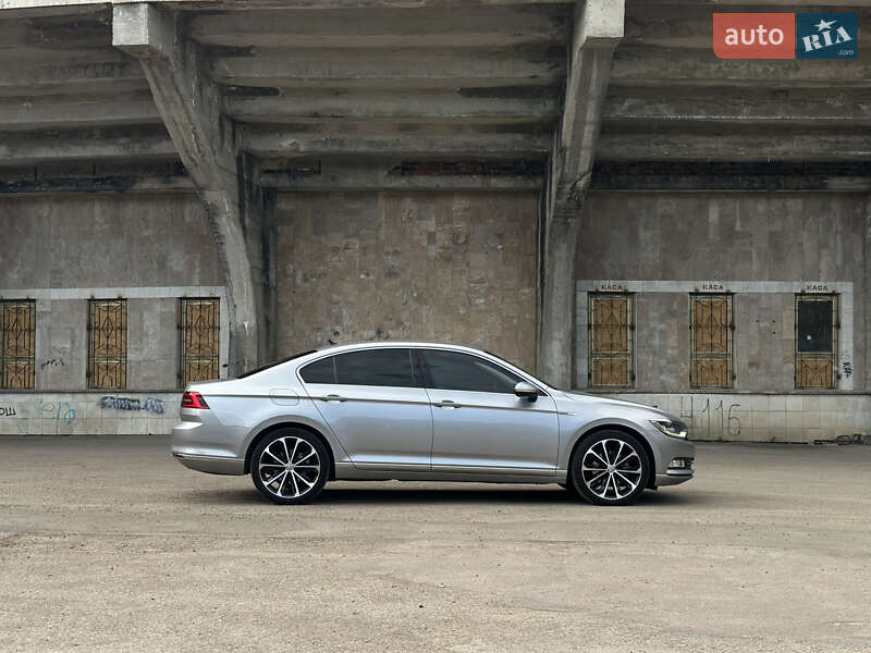 Седан Volkswagen Passat 2017 в Калуше фото 4 Седан Volkswagen Passat 2017 в Калуше