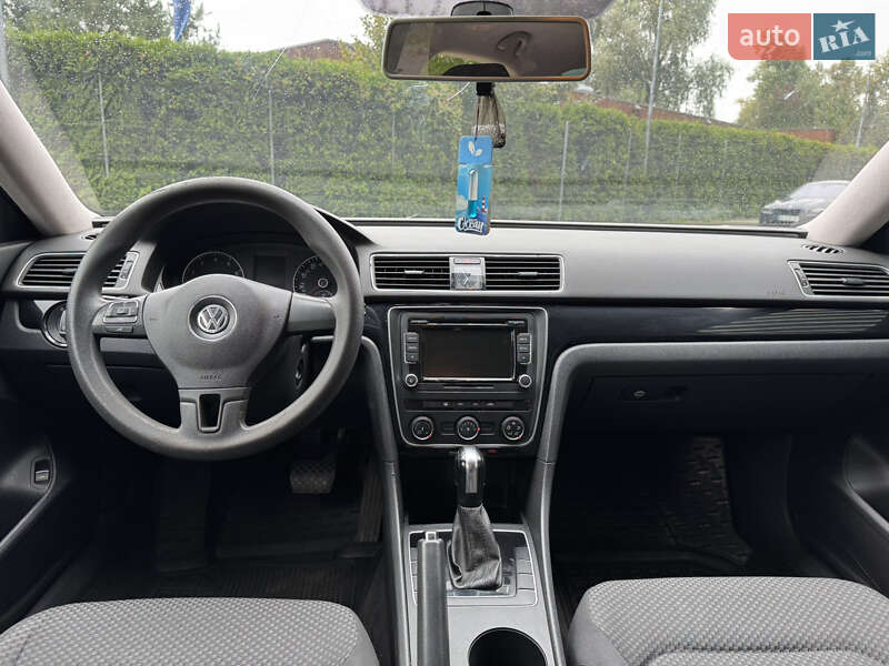Седан Volkswagen Passat 2012 в Киеве фото 10 Седан Volkswagen Passat 2012 в Киеве