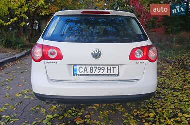 Универсал Volkswagen Passat 2010 в 