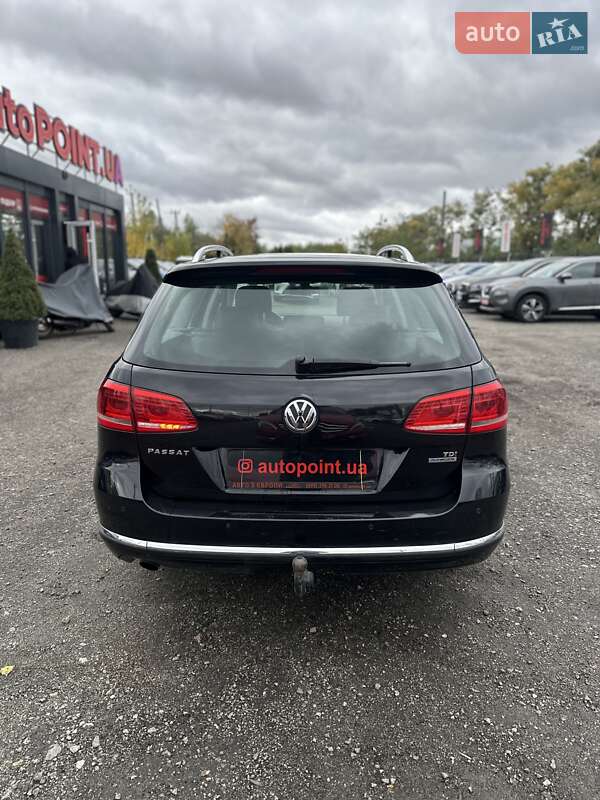 Універсал Volkswagen Passat 2013 в Білогородці