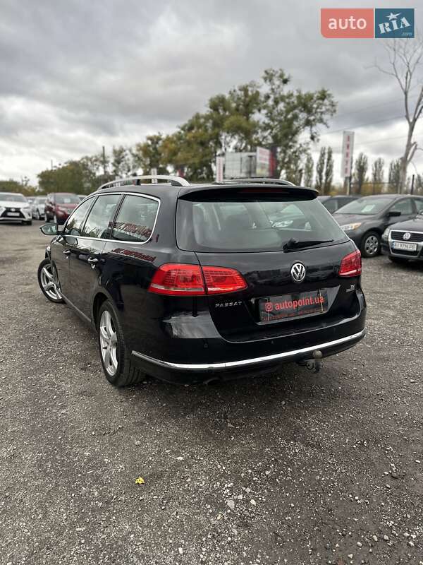 Універсал Volkswagen Passat 2013 в Білогородці