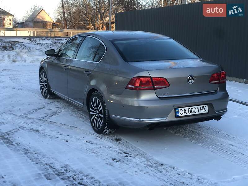 Седан Volkswagen Passat 2013 в Виннице