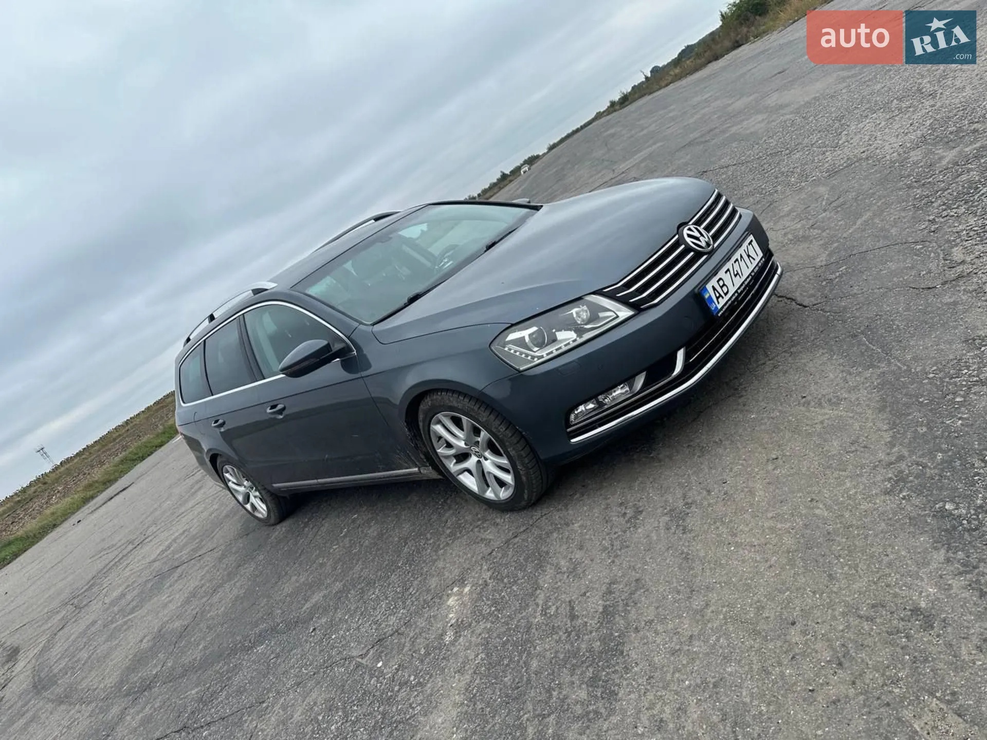 2011 Volkswagen Passat - мініатюра 3