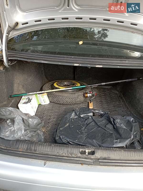 Седан Volkswagen Passat 1994 в Хмільнику фото 3 Седан Volkswagen Passat 1994 в Хмільнику