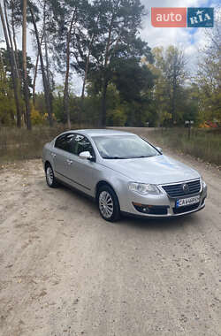 Седан Volkswagen Passat 2006 в Черкасах