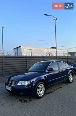 Седан Volkswagen Passat 2002 в Народичах