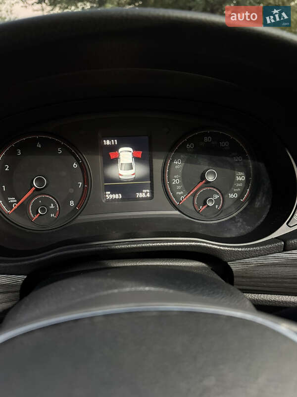 Седан Volkswagen Passat 2021 в Кривом Роге