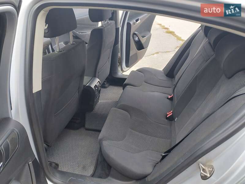 Седан Volkswagen Passat 2005 в Кременчуге