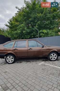 Хетчбек Volkswagen Passat 1986 в Рівному
