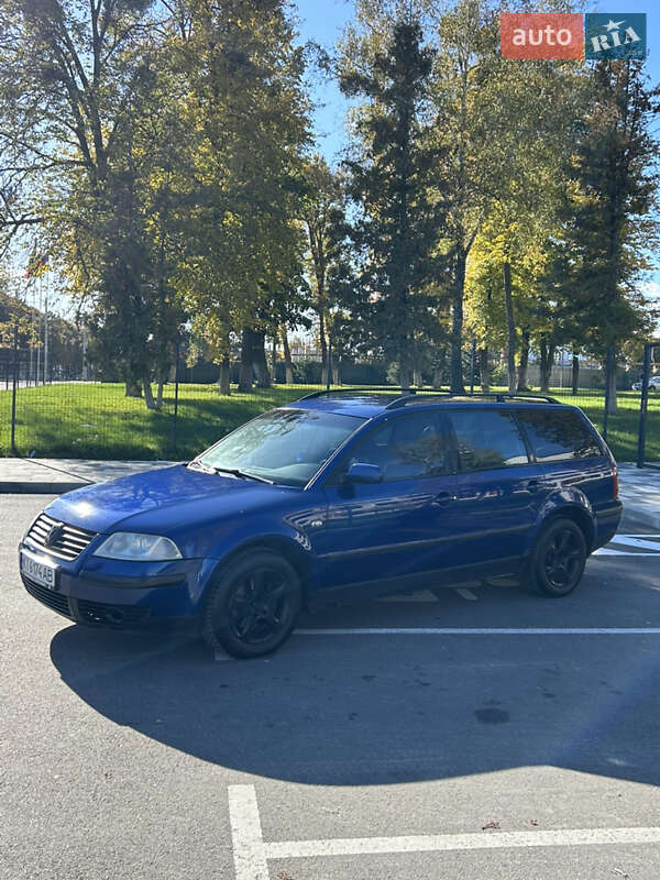 Універсал Volkswagen Passat 2001 в Бородянці