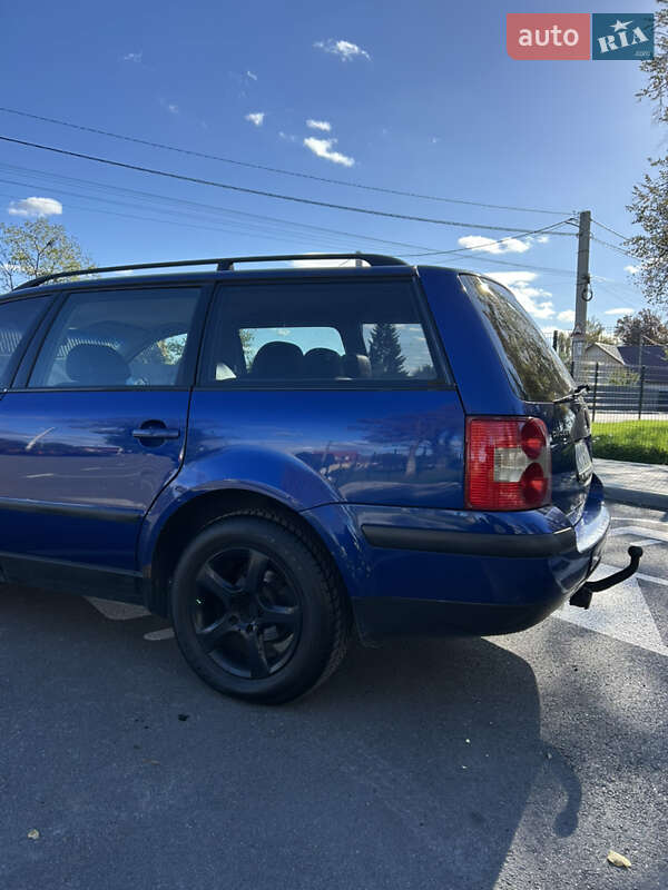 Універсал Volkswagen Passat 2001 в Бородянці