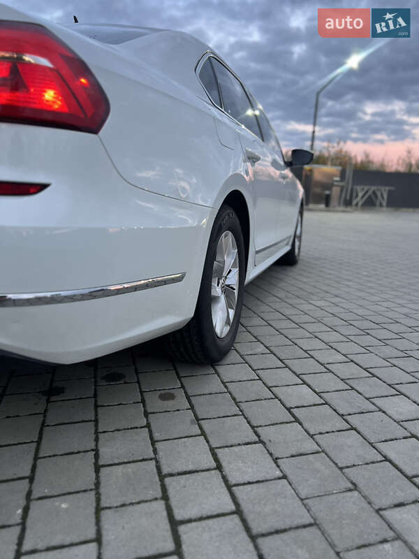 Седан Volkswagen Passat 2016 в Ивано-Франковске фото 12 Седан Volkswagen Passat 2016 в Ивано-Франковске