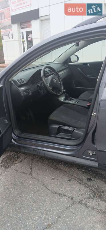 Универсал Volkswagen Passat 2008 в Кропивницком