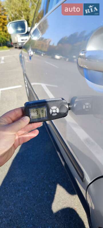 Седан Volkswagen Passat 2002 в Киеве