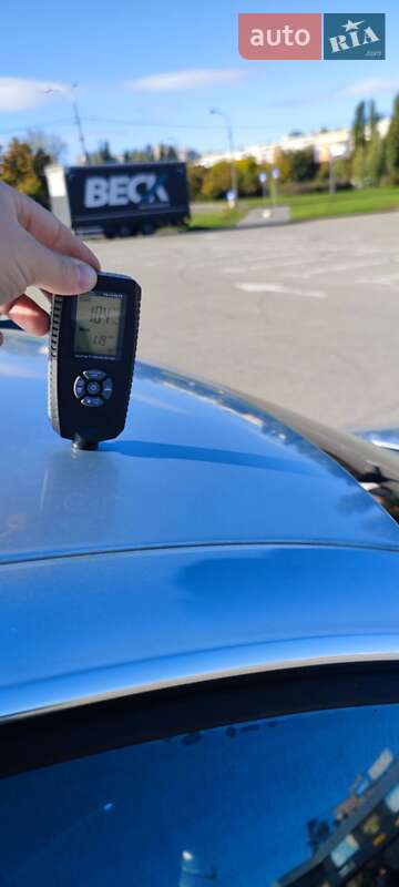 Седан Volkswagen Passat 2002 в Киеве