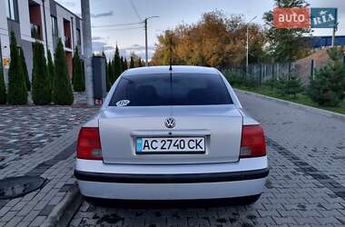 Седан Volkswagen Passat 1998 в 