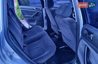 Седан Volkswagen Passat 1998 в 